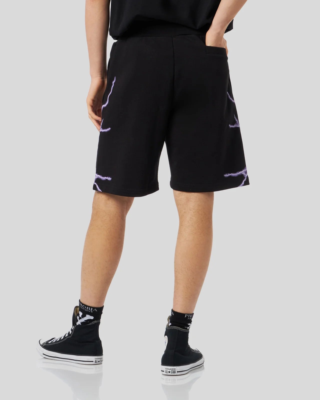 PHOBIA PANTALONCINO NERO CON FULMINI LATERALI VIOLA
